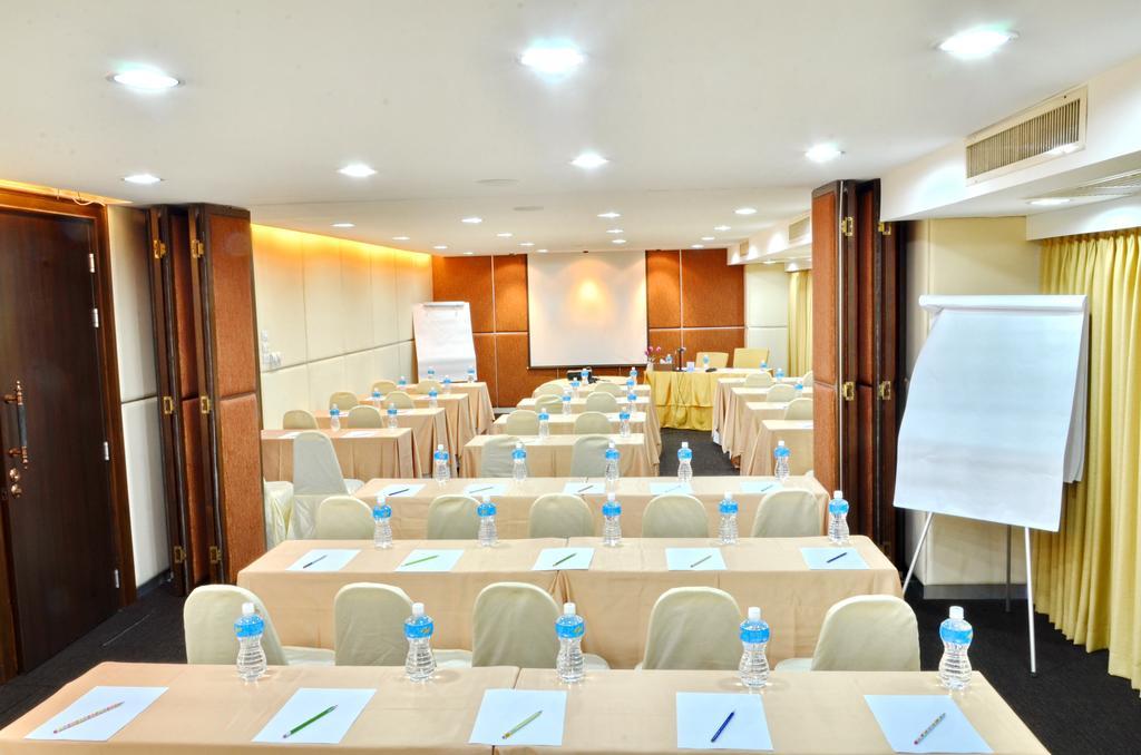 Ziniza The Boutique Service Apartment Bangkok Zewnętrze zdjęcie